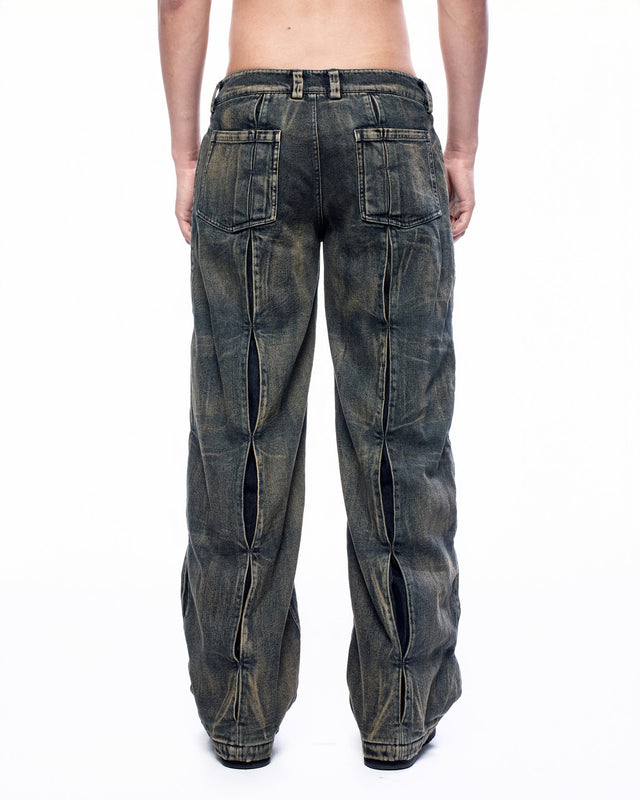 AW25 'MOVEMENT' VERTICAL PLEATS JEANS (-30%)