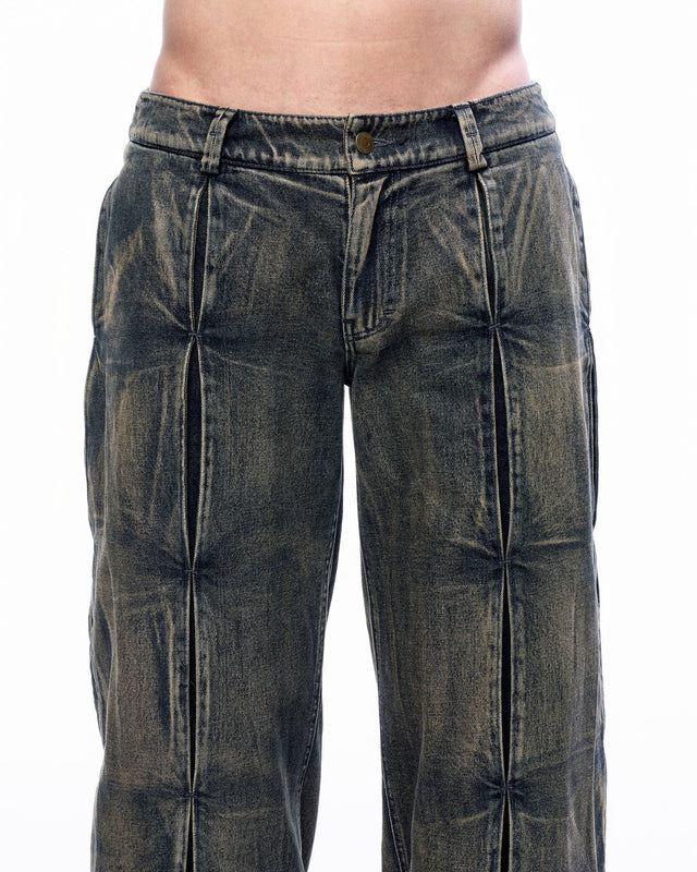 AW25 'MOVEMENT' VERTICAL PLEATS JEANS (-30%)