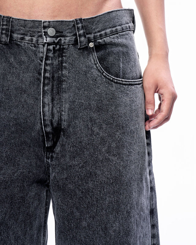 SS24 ‘BAD SPORTS’ PLAIN BACK POCKET BAGGY JEANS (-40%)