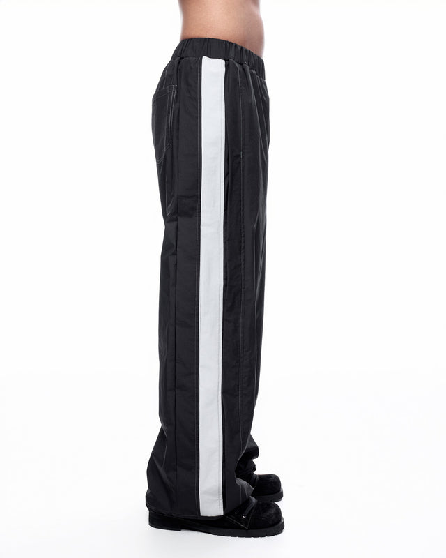 SS26 ‘STATIC’ SIDE PLEATS PANTS (-30%)