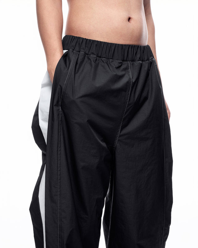 SS26 ‘STATIC’ SIDE PLEATS PANTS (-30%)