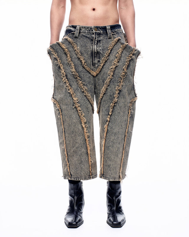 SS26 ‘STATIC’ RAW EDGE BLACKHOLE BERMUDA PANTS (-30%)