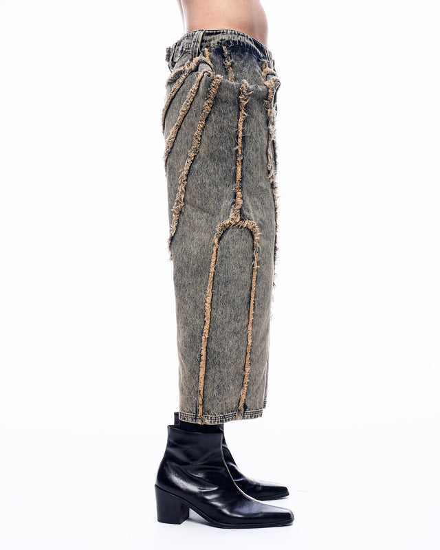 SS26 ‘STATIC’ RAW EDGE BLACKHOLE BERMUDA PANTS (-30%)